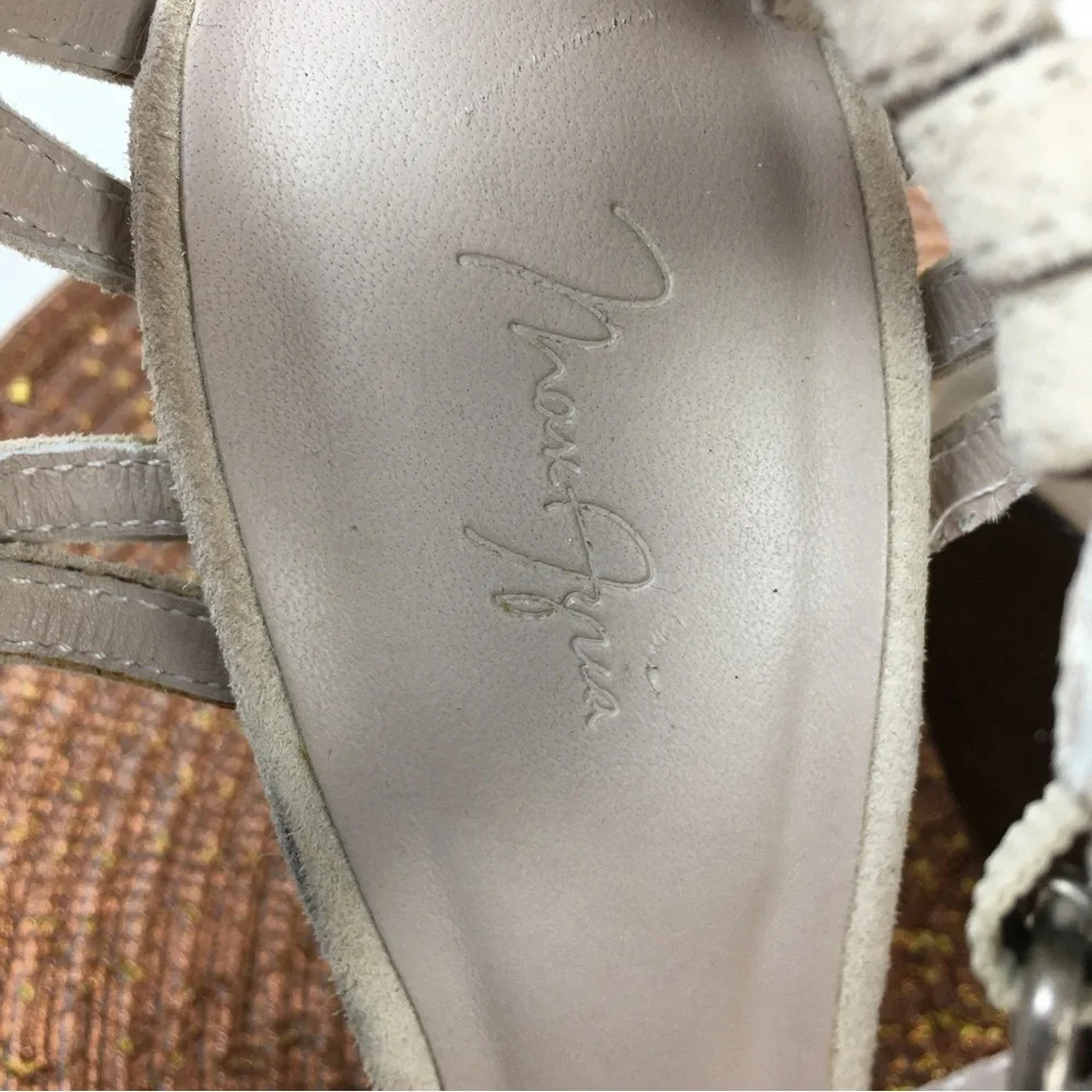 BCBGMaxAzria Runway Soft Off White Sunrise Suede Leather Sandals Size US 8.5 - Picture 2 of 11